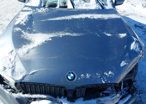 2019 BMW 530I xDrive z USA, uszkodzony, nr VIN WBAJA7C57KWW49440